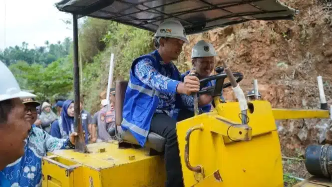 Infrastruktur pacitan