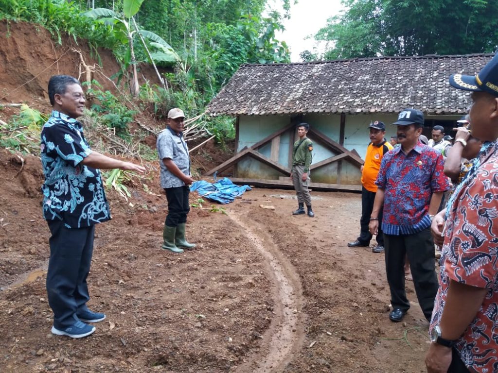 Salurkan Bantuan Untuk Korban Bencana Alam Pemerintah Kabupaten Pacitan